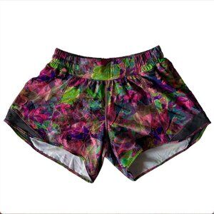 Lululemon Low-Rise Hotty Hot Floral Multicolor Athletic Stretchy Shorts 6